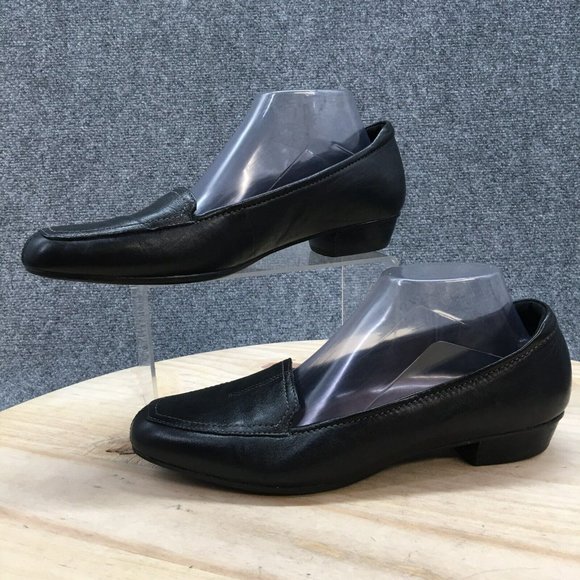 Clarks Shoes Womens 10 M Everyday Slip On Loafers Black Leather Comfort 85130 - Picture 2 of 9